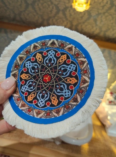 Petit tapis rond à Franges