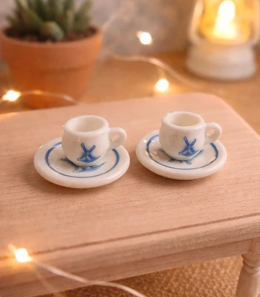 Tasses et soucoupes vintage
