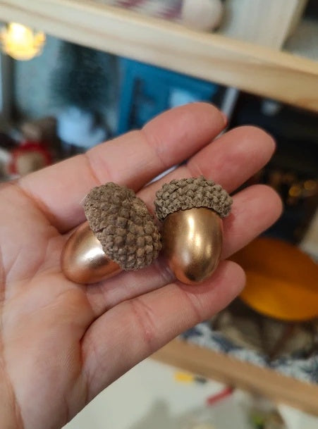 2 glands dorés