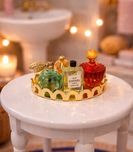 Plateau de parfums Chanel