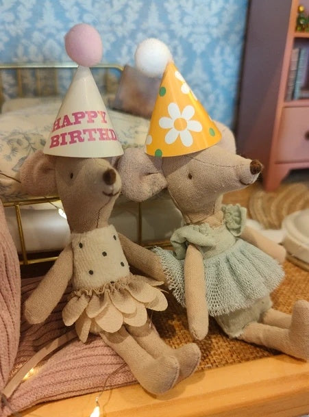 Ensemble de chapeaux d'anniversaire