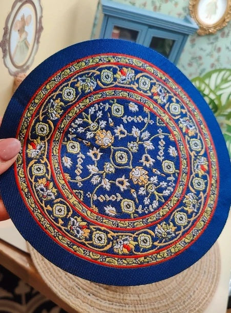 Tapis rond bleu