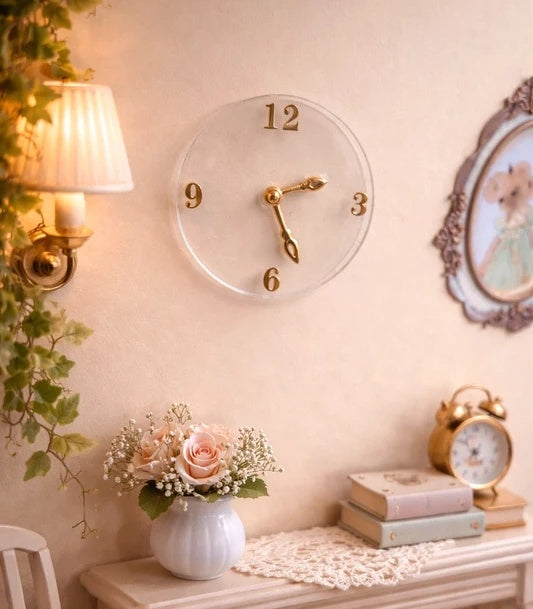 Horloge transparente