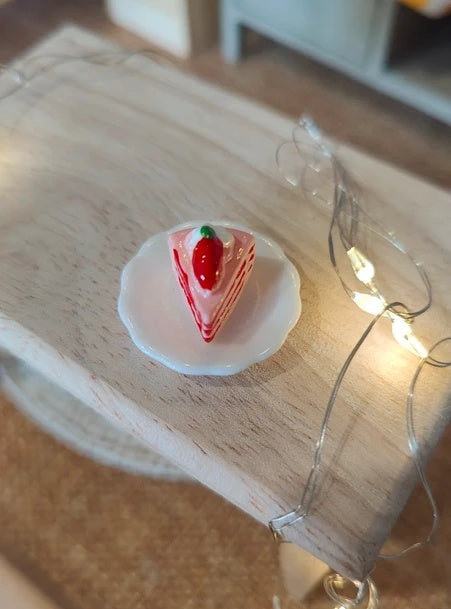 Part de gâteau aux fraises