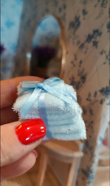 Serviette bleue