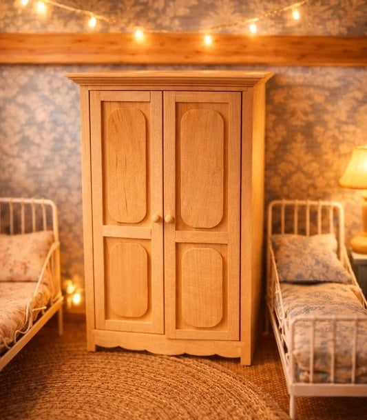 Armoire bois clair