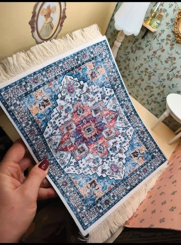 Tapis bleu à franges