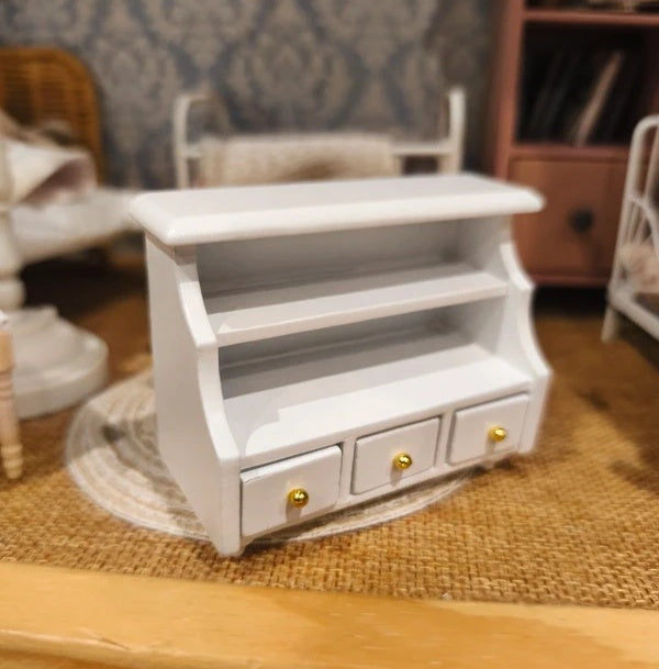 Petit meuble bas à chaussures