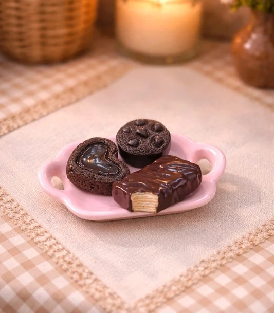 Plateau rose de gâteaux
