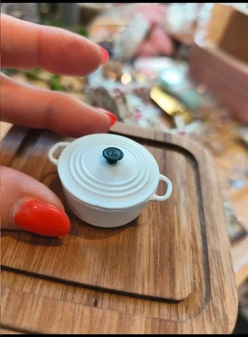 Cocotte blanche blanche