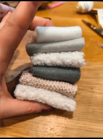 Lot de couvertures pliées