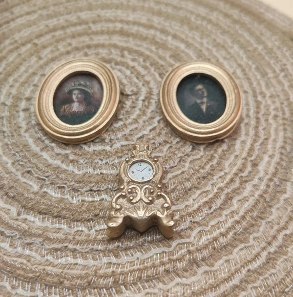 Tableaux et horloge