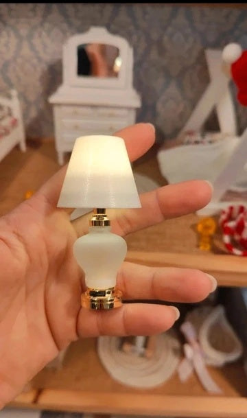 Lampe miniature lumineuse vue de côté
