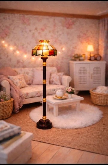 Lampe miniature sur pied multicolore lumineuse, échelle 1/12
