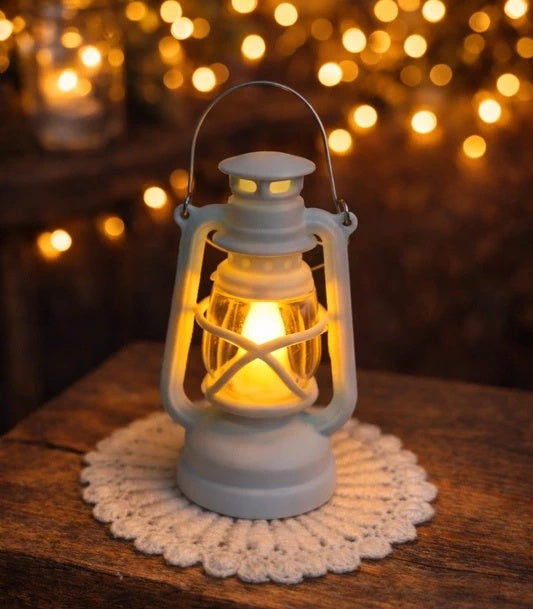Lanterne miniature lumineuse blanche à LED, échelle 1/12