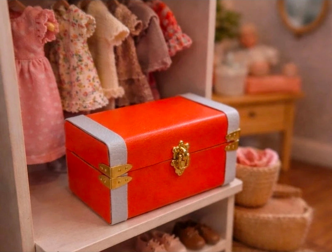 Petite valise en bois