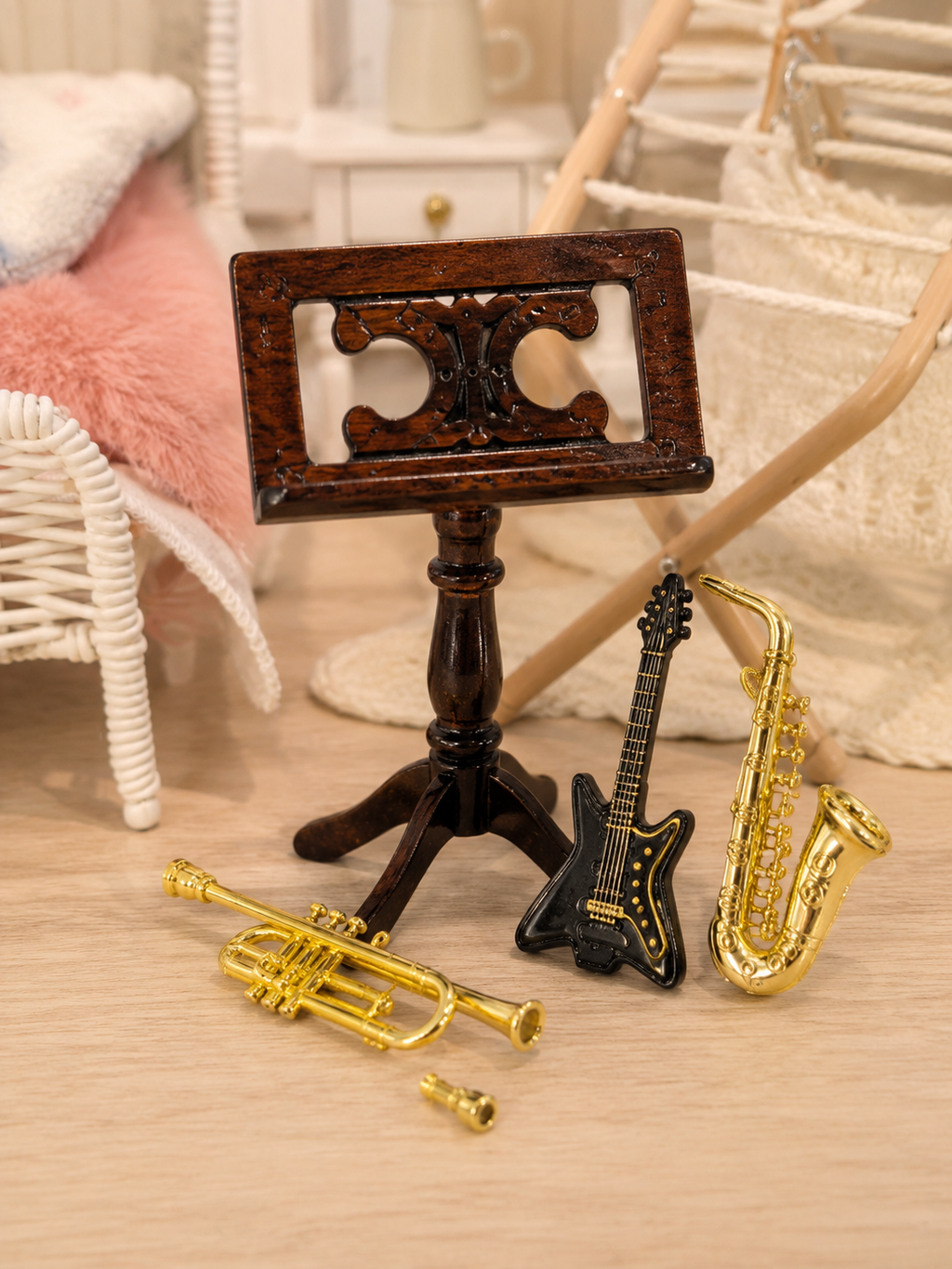 Instruments de musique et pupitre en bois