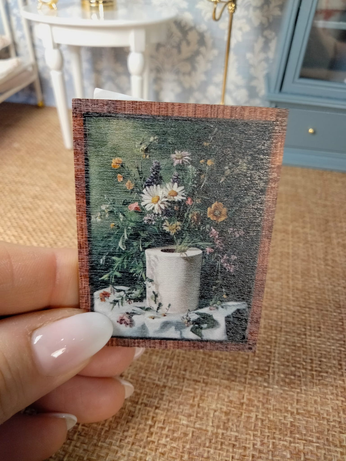 Cadre/tableau miniature pour maison de poupée Papier Toilette