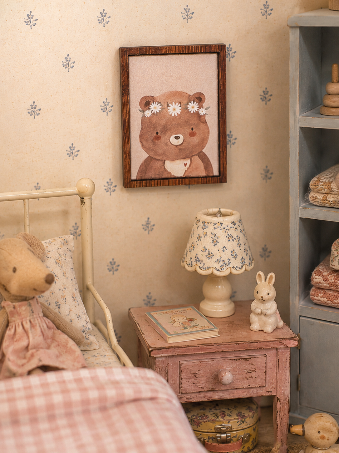 Tableau/cadre ourson pour maison de poupée échelle 1/12eme