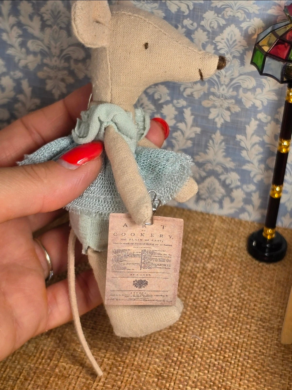 Mini facture vintage avec pince – Miniature maison de poupée 1/12