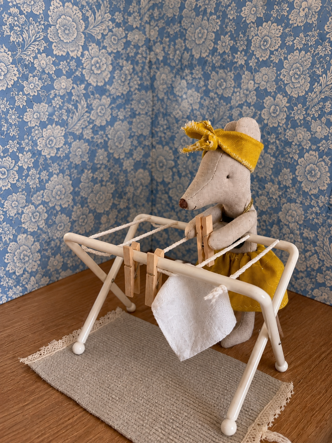 Étendoir à linge metal rose pale