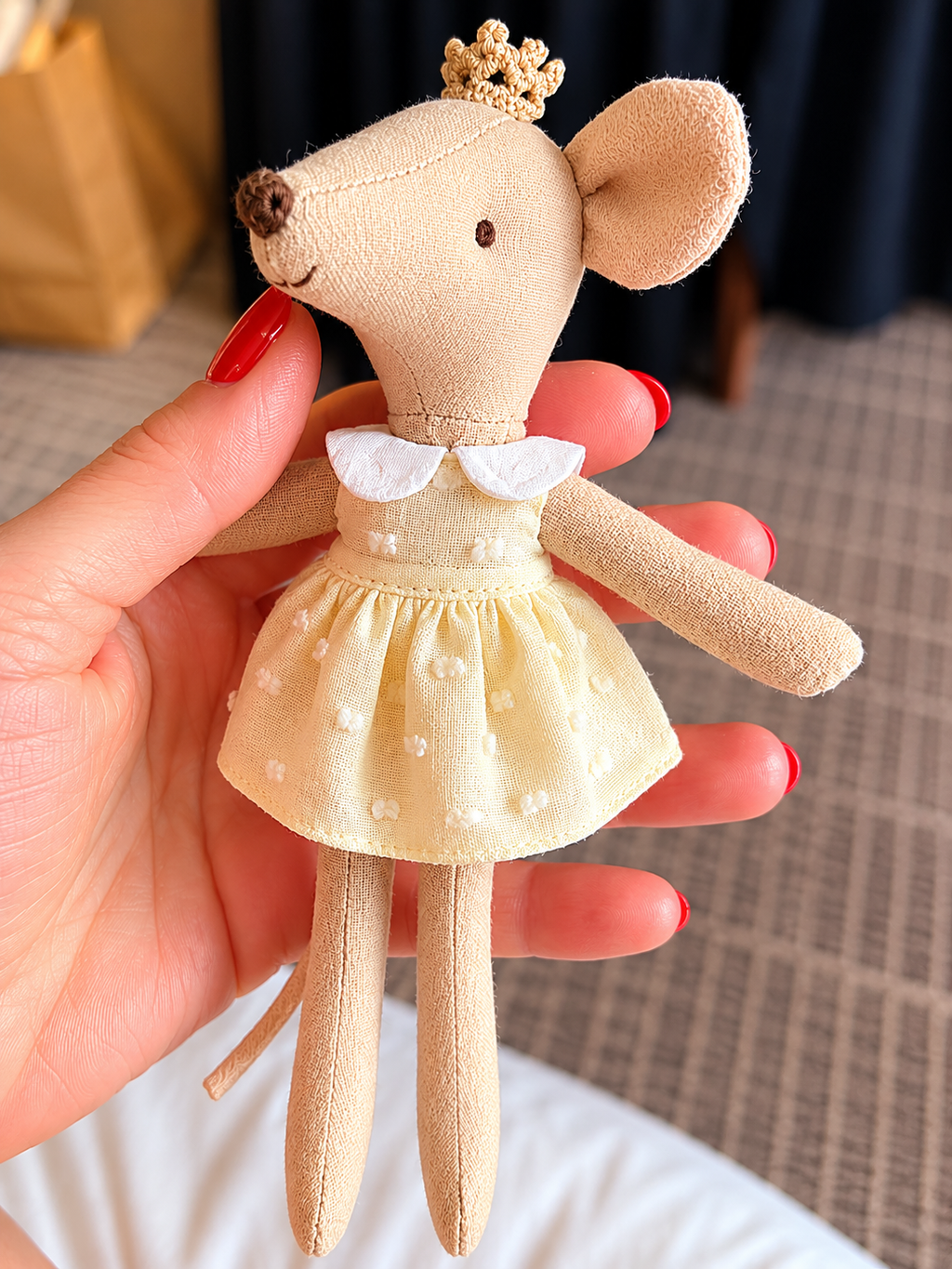 Robe col claudine sans manches pour souris