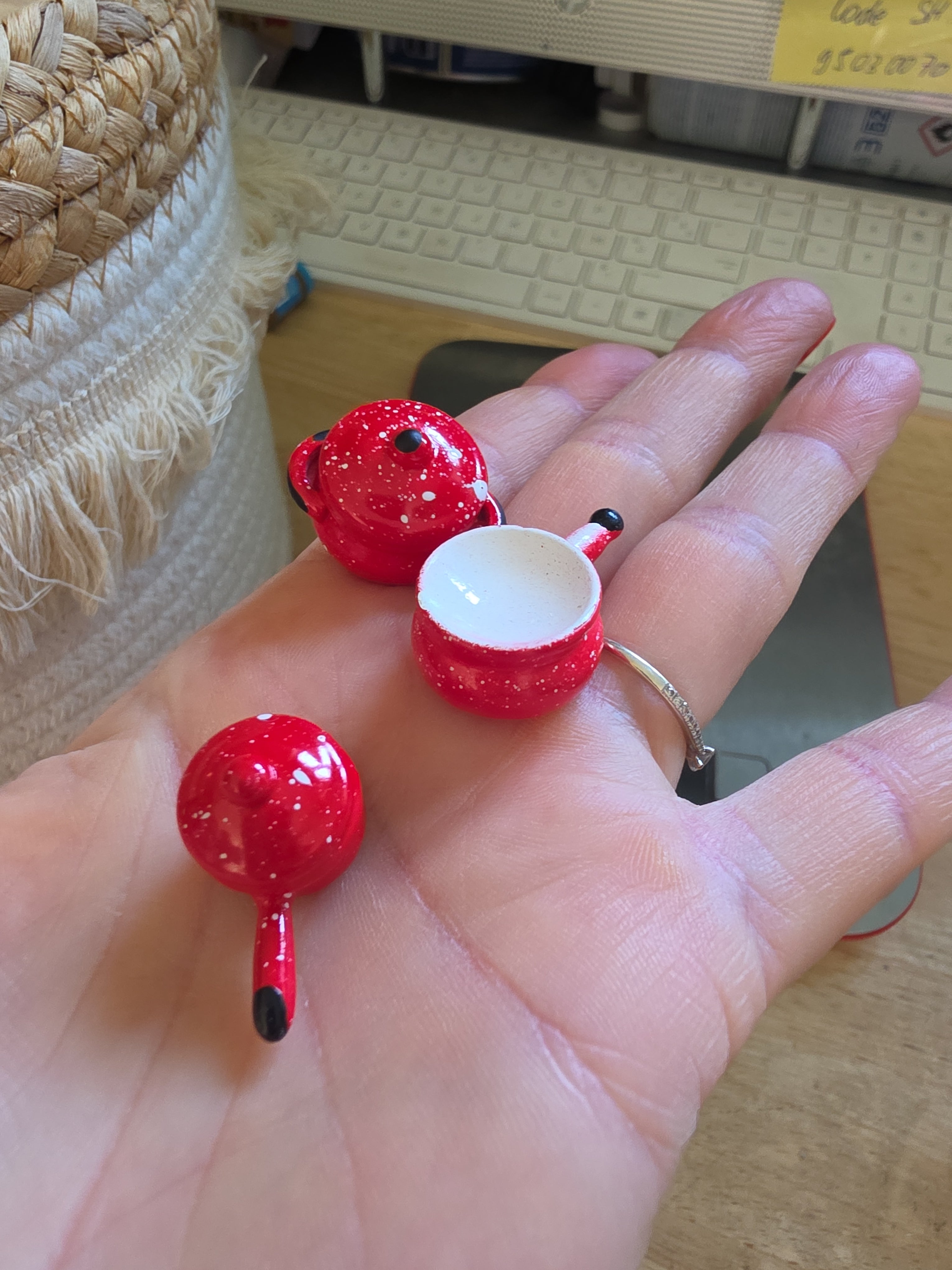 3 petites poele/casseroles rouges
