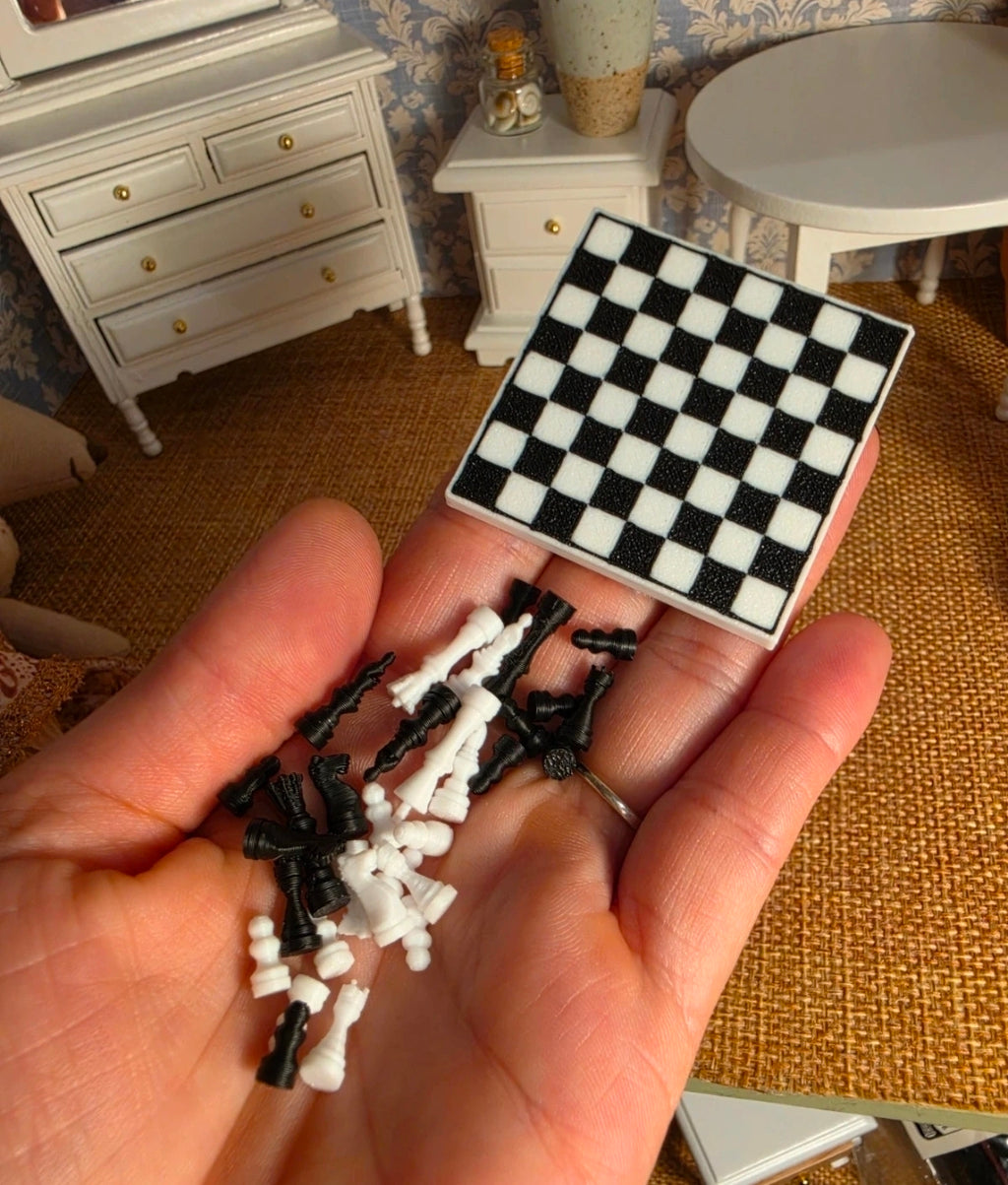 ♟️ Jeu d’échecs miniature – Échelle 1/12