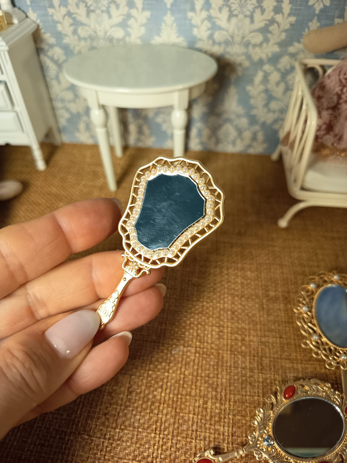 Miroir à main