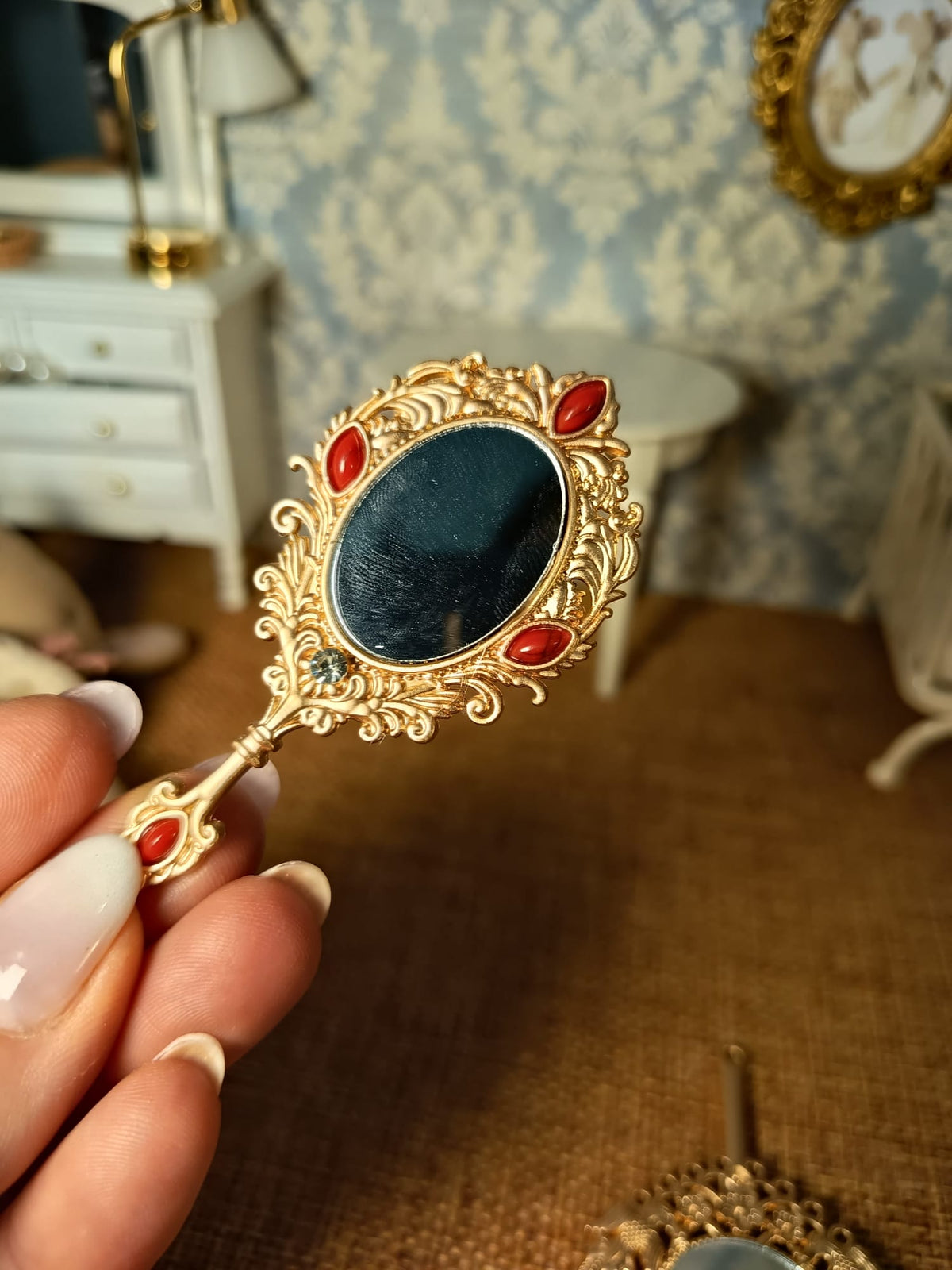 Miroir à main