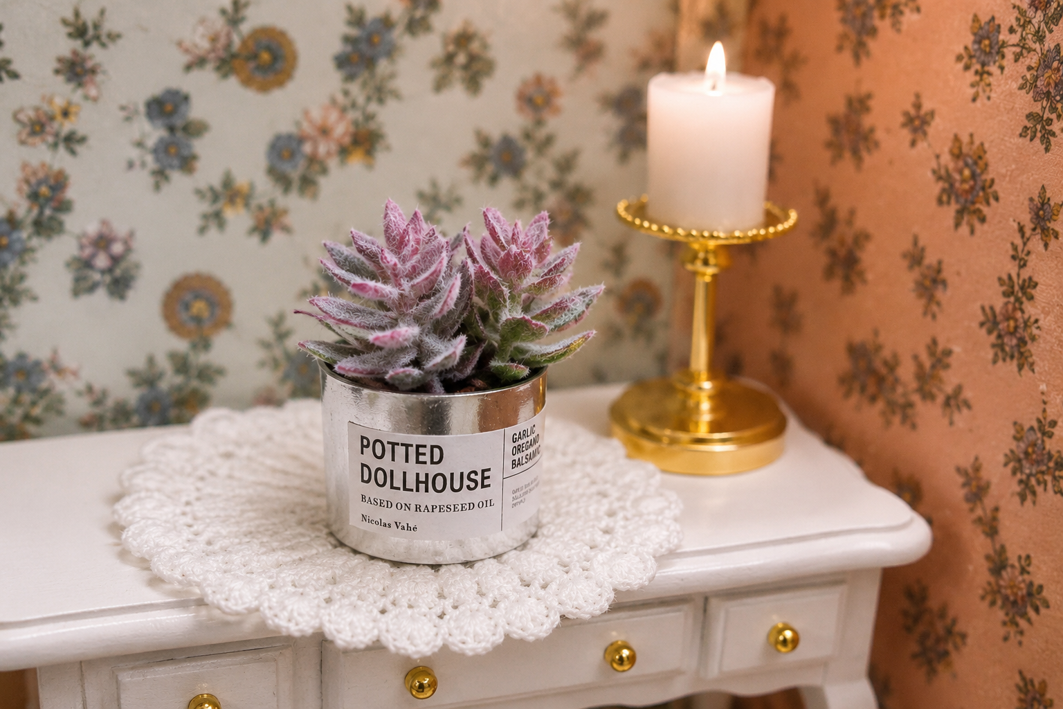 Petite plante grasse pot argenté