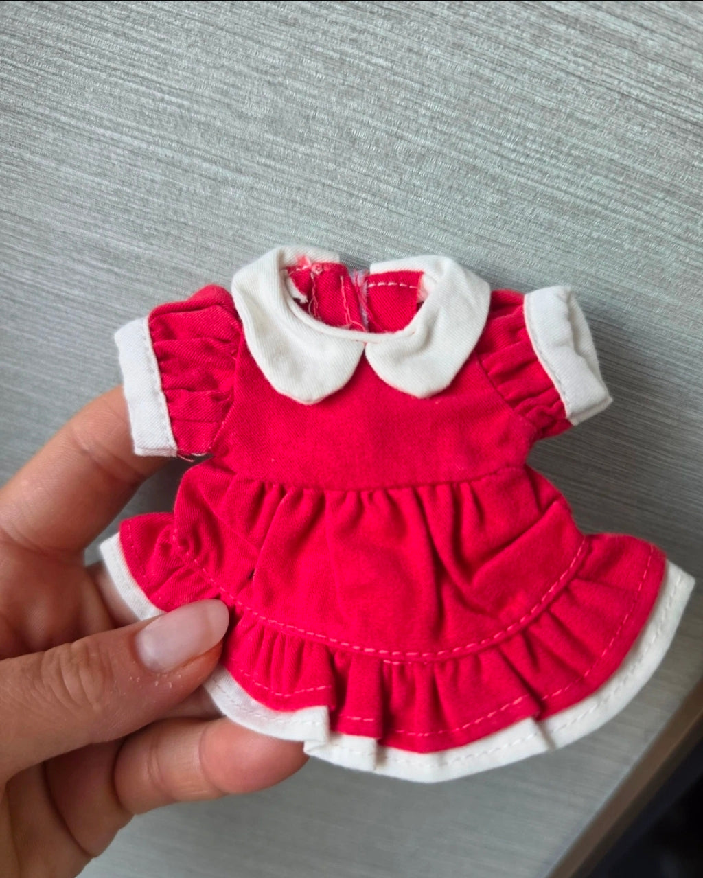 Robe col claudine manches bouffantes