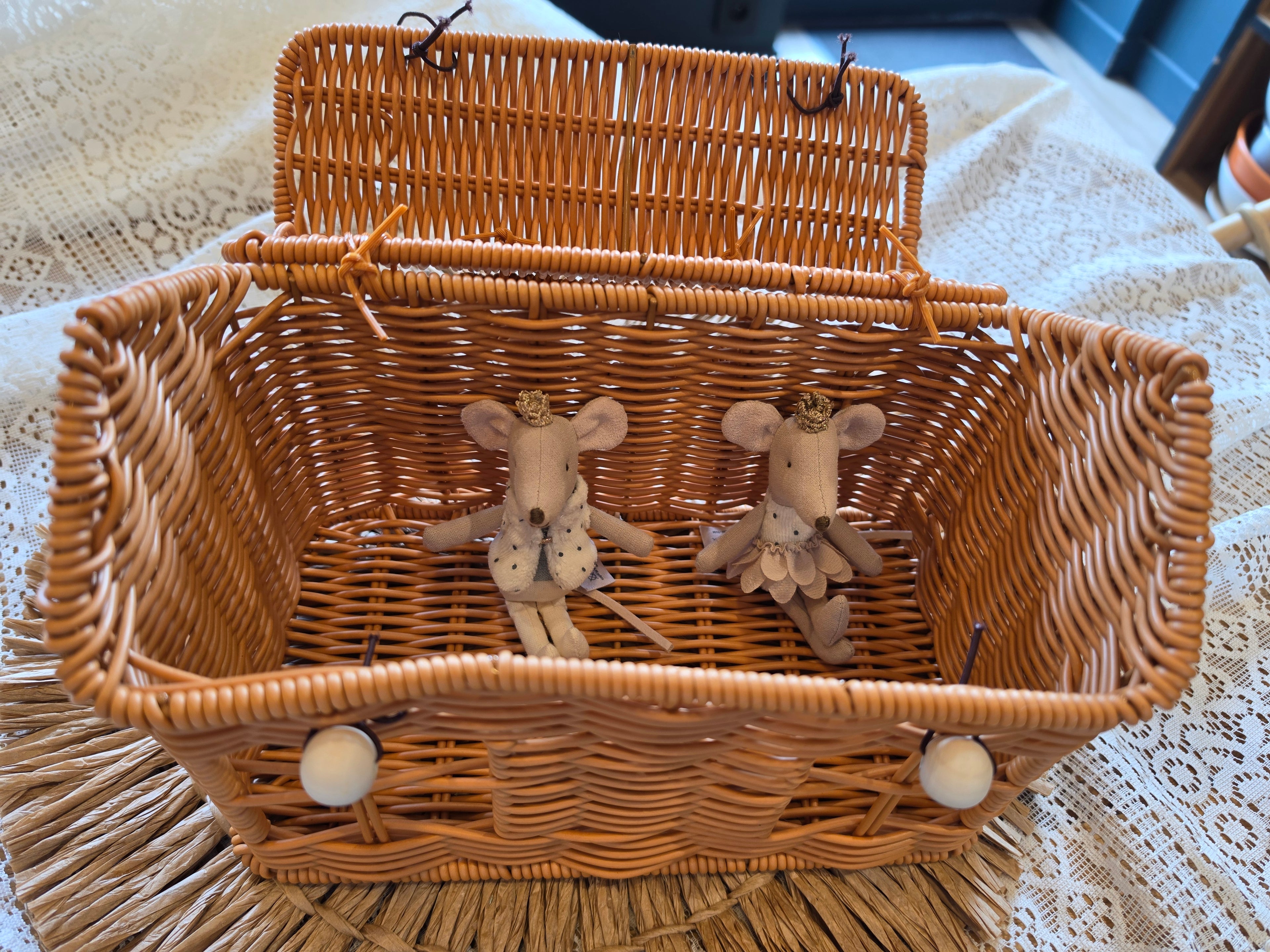 Panier Maison en rotin pour souris