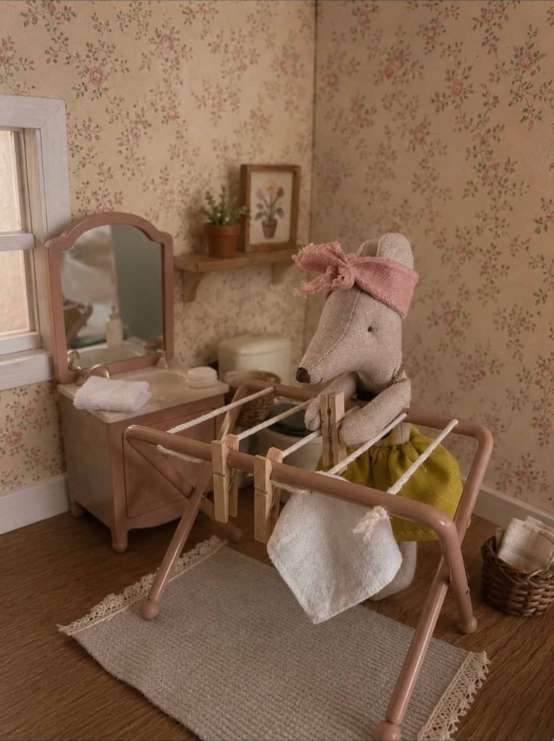Étendoir à linge metal rose pale
