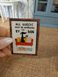 Cadre/tableau miniature pour maison de poupée Guest Approuved by Dog