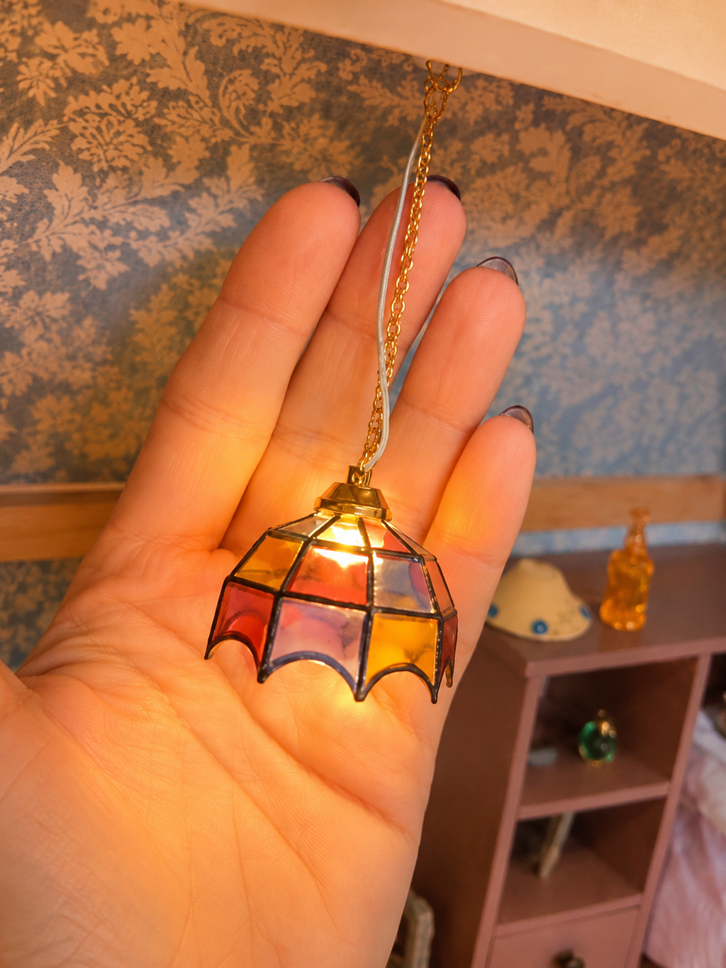 Suspension vitrail miniature vue de dessous