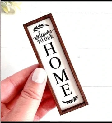 Détail de l'inscription Home du tableau miniature